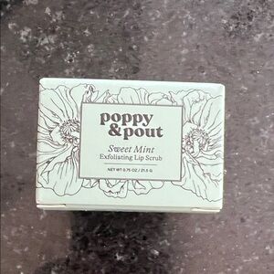 NWT NIB Poppy & Pout Exfoliating Lip Scrub Sweet Mint NEW